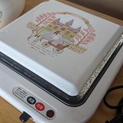 レトロ　ポット　加熱台　2点セットの画像