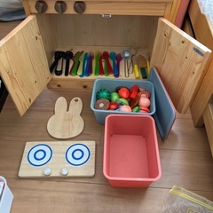 木製キッチン　たくさんおままごとセットの画像