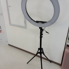 ライト&スマホスタンドの画像