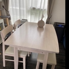 ダイニングテーブル　椅子　4点セット
