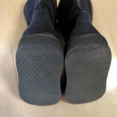 20センチ 黒ムートンブーツの画像