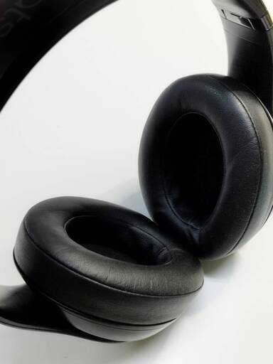 BEATS STUDIO 3 ワイヤレスヘッドホン DEC-2022