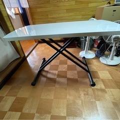 【取引中】昇降式テーブルの画像