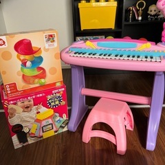 ピアノ　やりたい放題　ボールころがし