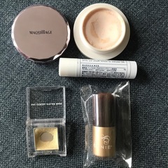 MARKS&WEB　シュウウエムラ、マキアージュ、YA-MANミニカブキブラシなど、メイク　４点セットの画像
