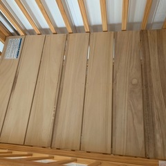 ベビーベッドの画像