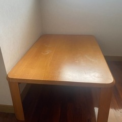 テーブル