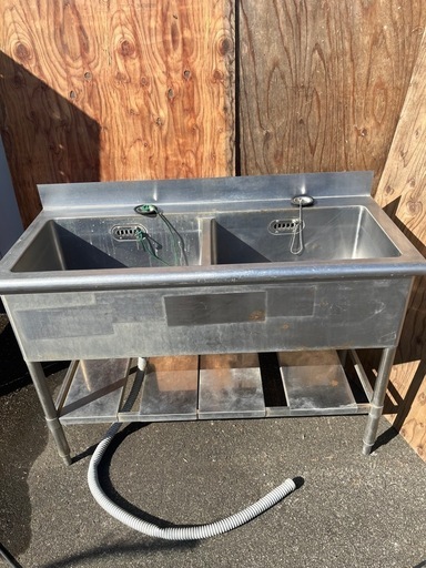 ステンレス2層シンク　サイズ　長さ118cm×横幅50cm×高さ93cm