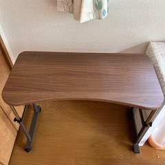 サイドテーブルの画像
