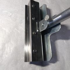 石膏ボード押し上げ工具の画像