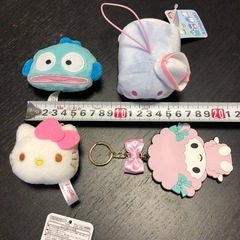 サンリオのマスコット４個と1つおまけの画像
