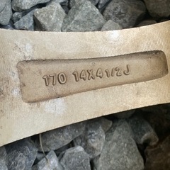 【取り引き中】BLIZZAKスタッドレスタイヤ 早い者勝ち！の画像