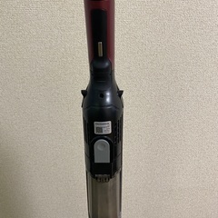 シャーク　コードレス掃除機　CS200JRD フィルター交換済み さらに　新品のフィルター付きの画像