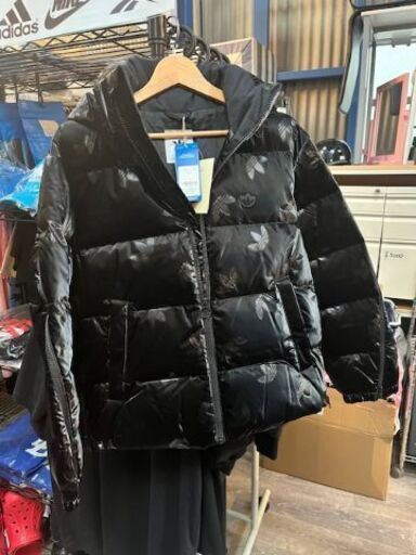 新品未使用】adidas originals ダウンジャケット 総柄 HS9510 XLサイズ 正規品