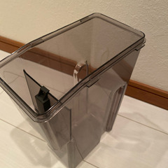 値下げ！アーネスト　米びつ　の画像