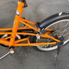 20インチ　自転車　オレンジの画像