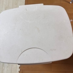2段ゴミ箱の画像