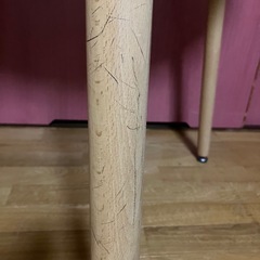 丸テーブルチェアセットの画像