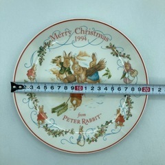 P0401603-11 ピーターラビット クリスマスプレート ウェッジウッド PETER RABBIT WEDGWOOD 英国製 平皿 ティータイム 中古品の画像