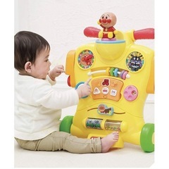 アンパンマンヘンシンウォーカー　オモチャ　歩行器
0歳一歳　子供用品