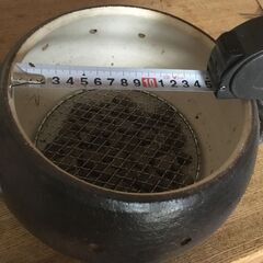 見た目はとても可愛らしい、でも焼き芋を美味しく焼く目的では、この上なく本格的な焼き芋専用鍋の画像