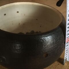 見た目はとても可愛らしい、でも焼き芋を美味しく焼く目的では、この上なく本格的な焼き芋専用鍋の画像