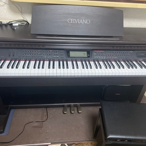 電子ピアノ