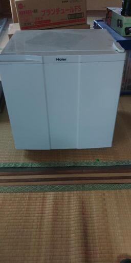 小型冷蔵庫