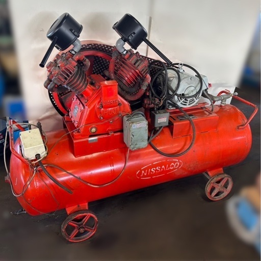 富士コンプレッサー／W-35／3相200V／5馬力／オイル交換済み