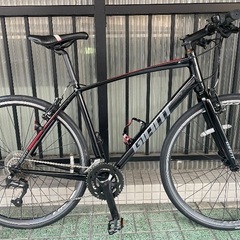 神奈川県厚木市引き取り限定　GIANT クロスバイク ホワイト　Sサイズ GIANT ( ジャイアント ) クロスバイク CROSTAR ( クロスター