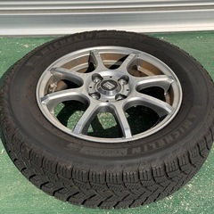 ミシュラン スノータイヤ 165/70R14の画像
