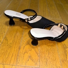 未使用新品 - ブロックヒールスライドの画像