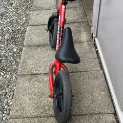 ストライダーレッドの画像