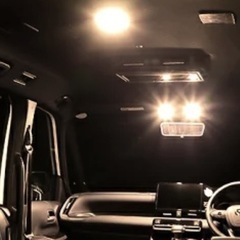 ヴォクシー80純正オレンジ車内ランプの画像