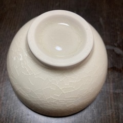 【新品未使用】小ぶりの湯呑み10客　貫入　クリーム色〜薄グリーン　箱無しの画像