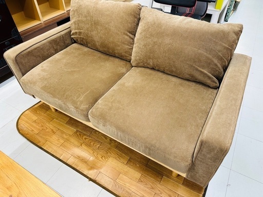 2人用ソファ　使用少ない美品です　熊本リサイクルショップen サービス品使用短い2人掛けソファ美品です (熊本リサイクルen) 熊本の