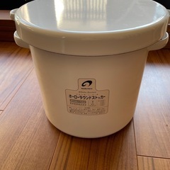野田琺瑯 ラウンドストッカー