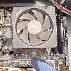 液晶モニター+パソコン Ryzen 7 3700X+GTX 1660 構成の画像