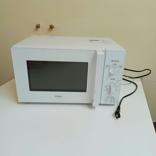 ハイアール　電子レンジ　ＪＭ-１７K-６０　2023年製　【中古極美品】を￥３５００でお譲りします！
