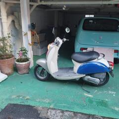 スクーピー　4スト　原付　実働　レース用にも　部品取り　ジャンク　店舗等のオブジェとか看板にもの画像