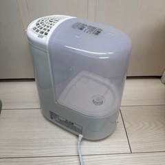 アイリスオーヤマ　　加湿器　アロマオイル可能の画像