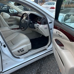 LS460L 最上級グレードUZ  平成22年式　走行16万キロ　修復歴なしの画像