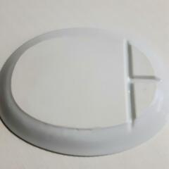 現品限り  仕切りつき楕円形の和皿の画像