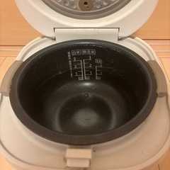 炊飯器の画像
