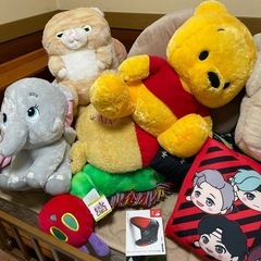 ジャンボ系ぬいぐるみ沢山あります　値段相談の画像