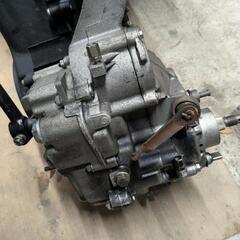 値下げしました、値下げ交渉OK○Bajaj、バジャジ、ベスパ　○エンジン 4st　150cc ○4速シフトレバー○px200 px150 ラージベスパ　○エンジン、シフトレバーのみ！！の画像