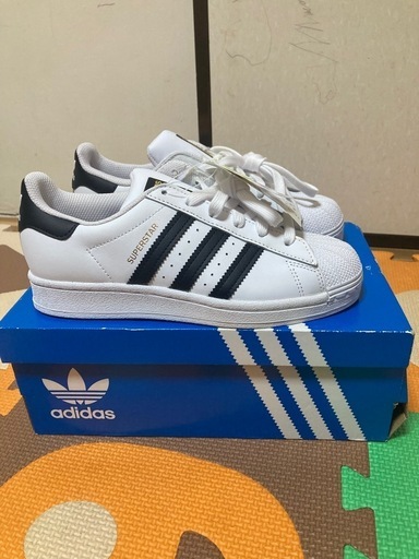 adidasスーパースター(未使用品)