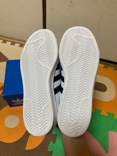 adidasスーパースター(未使用品)