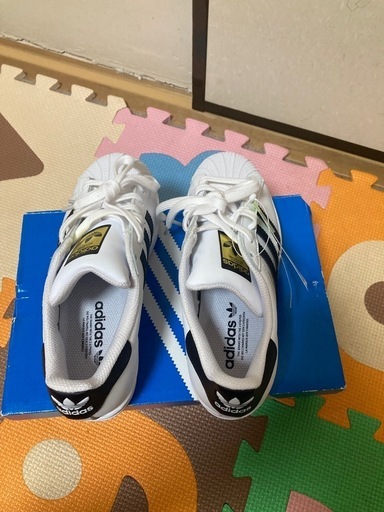 adidasスーパースター(未使用品)