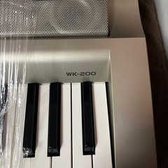 CASIO 電子ピアノ　WK-200
の画像